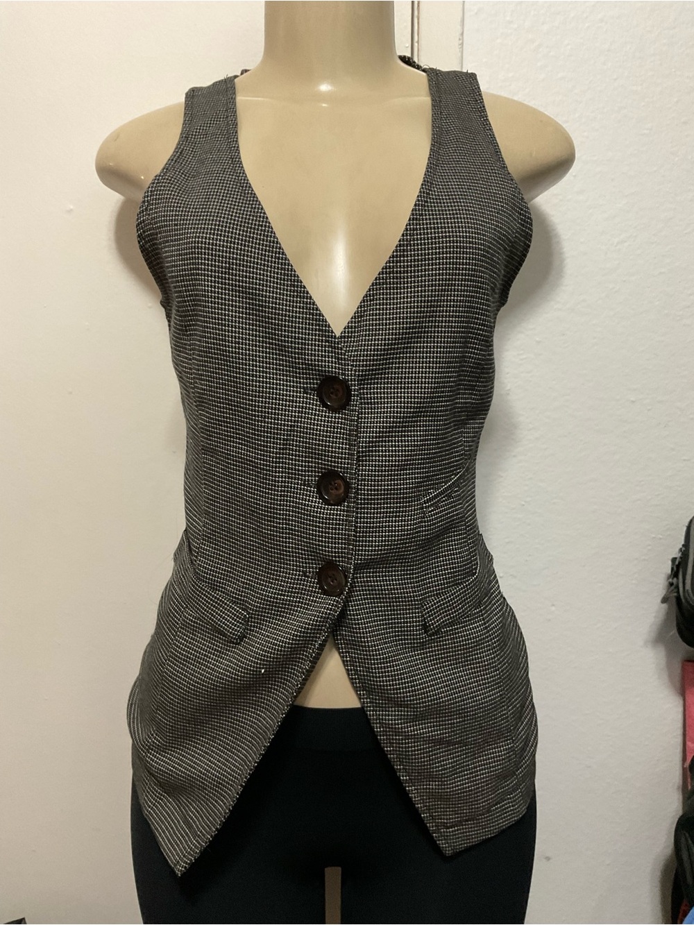 Mimi Chica women's Y2K 2000s office siren black Checkered Button Vest Top size S